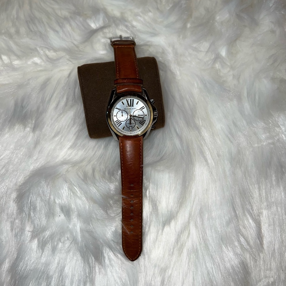 ⌚️Gently worn Micheal Kors watch⌚️ - Picture 4 of 5